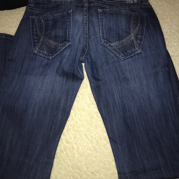 IT Jeans - Picture 2 of 2